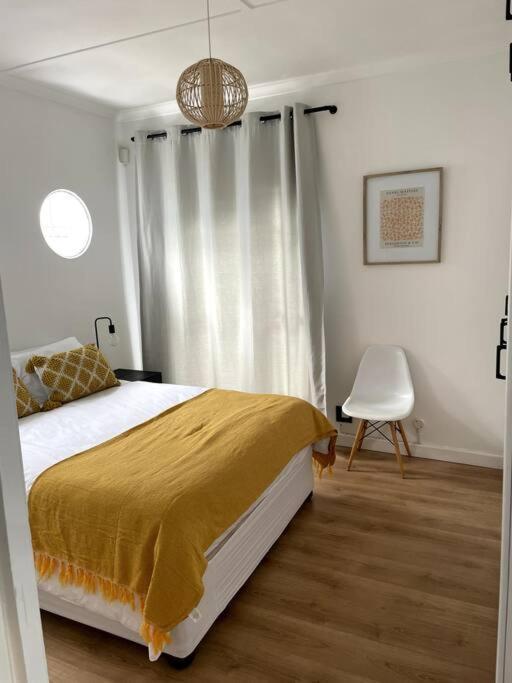 Centrally Located Modern 2-bedroom & Parking Ferienhaus Kapstadt